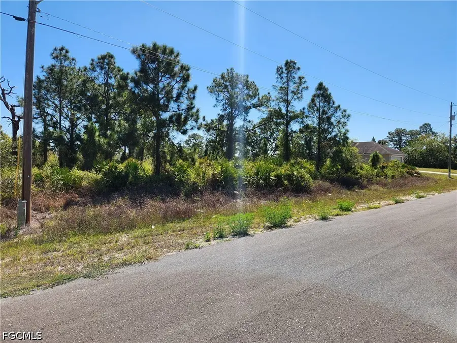 1015 Elgin Street, Lehigh Acres, FL 33974 - #2