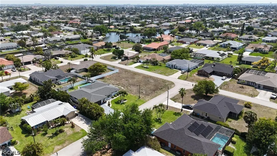 4037 SW 2nd Place, Cape Coral, FL 33914 - #3
