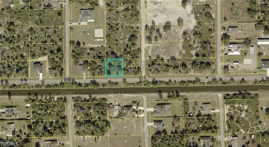 202 W 8th Street, Lehigh Acres, FL 33972 - #3
