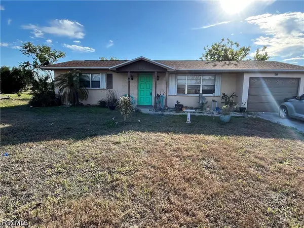 1515 Medford Place, Lehigh Acres, FL 33936