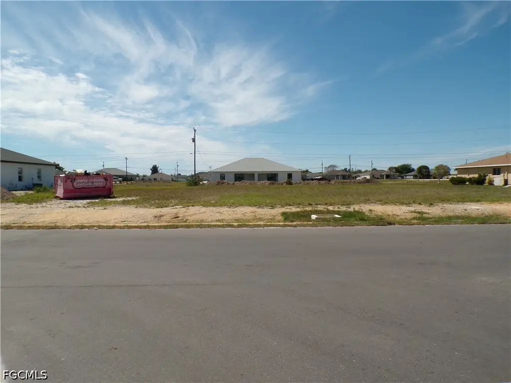 1816 NE 8th Place, Cape Coral, FL 33909 - #1