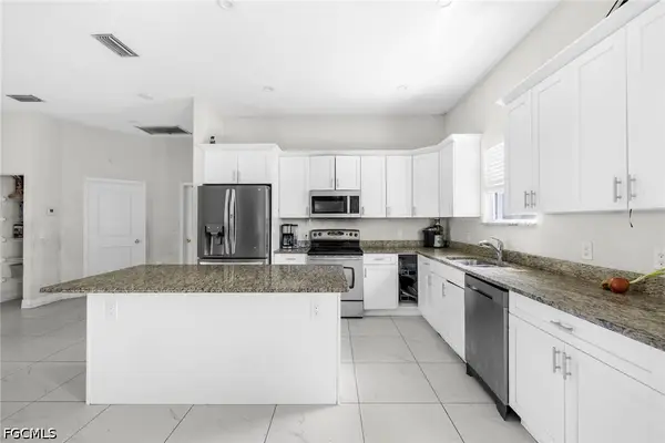 3622 41st Avenue Ne, Naples, FL 34120