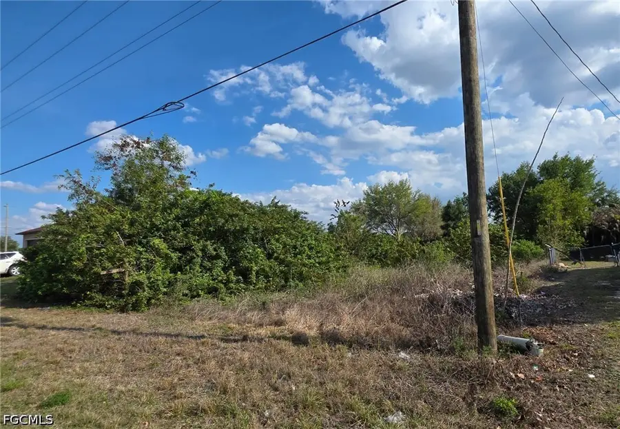 3305 23rd Street Sw, Lehigh Acres, FL 33976 - #3