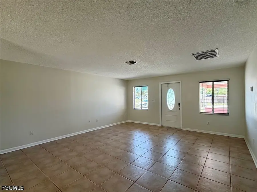 19205/19209 Tangerine Road, Fort Myers, FL 33967 - #2
