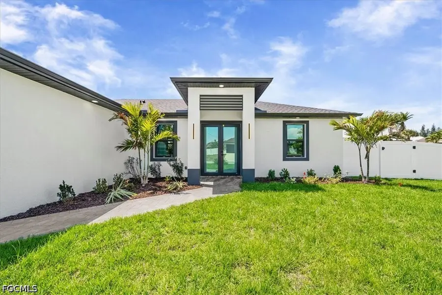 100 SW 17th Place, Cape Coral, FL 33991 - #3