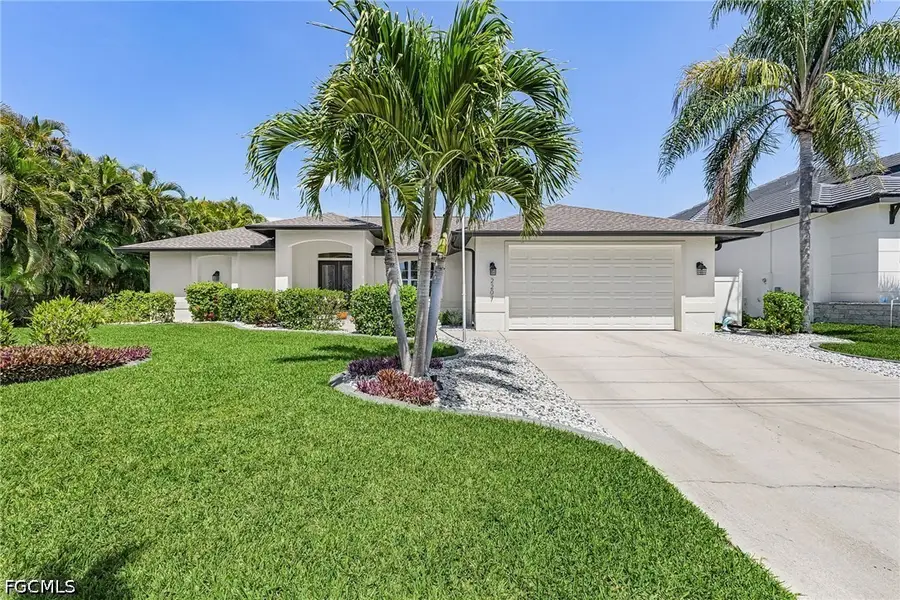 2207 SW 52nd Street, Cape Coral, FL 33914 - #3