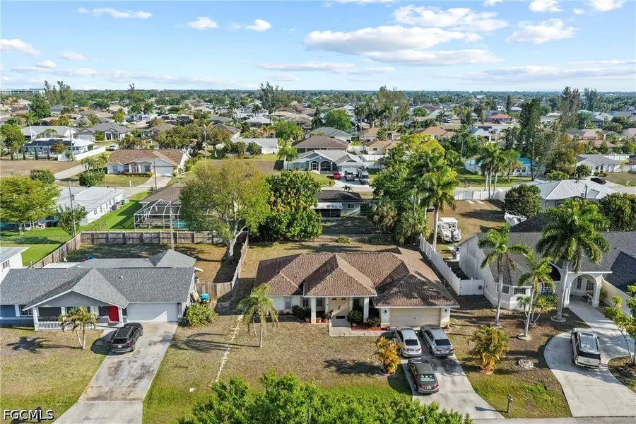 309 SE 18th Street, Cape Coral, FL 33990 - #2