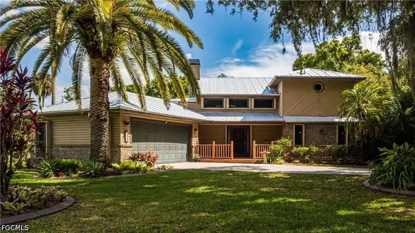 7314 Sean Lane, North Fort Myers, FL 33917