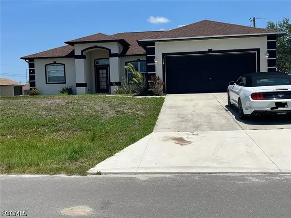 17 NE 11th Lane, Cape Coral, FL 33909