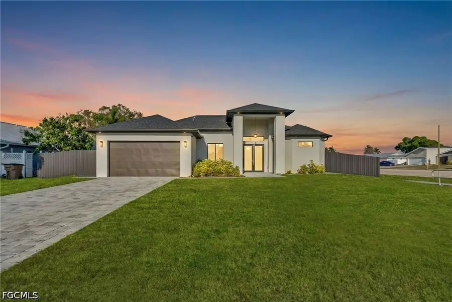 2 SE 20th Court, Cape Coral, FL 33990 - #2