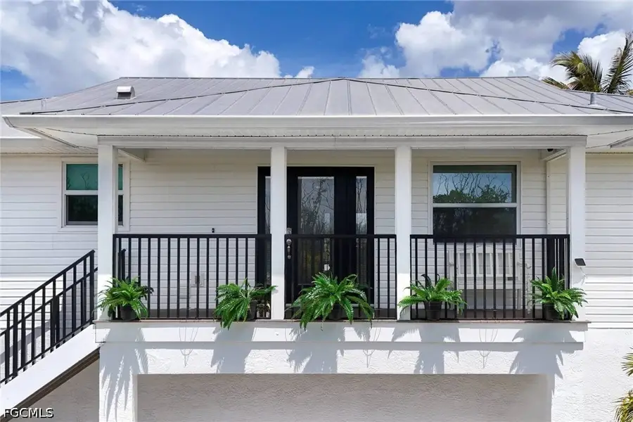 2932 Buttonwood Key Court, Saint James City, FL 33956 - #2