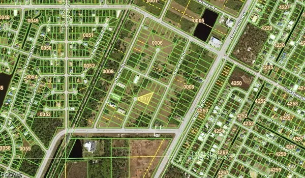 14 Hyde Court, Rotonda West, FL 33947