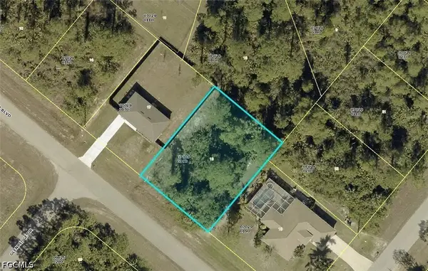 371 Eisenhower Boulevard, Lehigh Acres, FL 33974