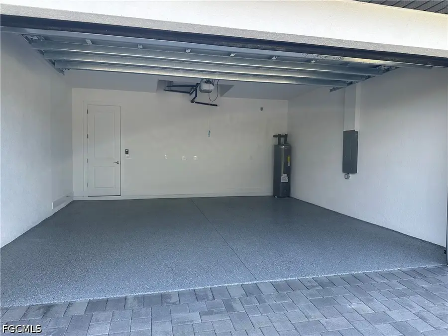 3516 SW 3rd Street, Cape Coral, FL 33991 - #3