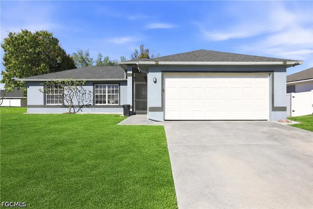 1818 SW 4th Avenue, Cape Coral, FL 33991 - #1