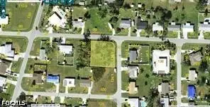 425 Azalea Avenue Nw, Port Charlotte, FL 33952