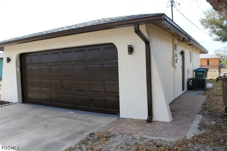3312 SW 7th Avenue, Cape Coral, FL 33914 - #2