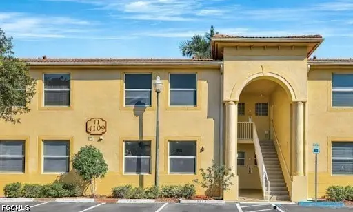 4109 Bellasol Circle #1113, Fort Myers, FL 33916