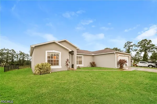 2705 Villa Avenue S, Lehigh Acres, FL 33976