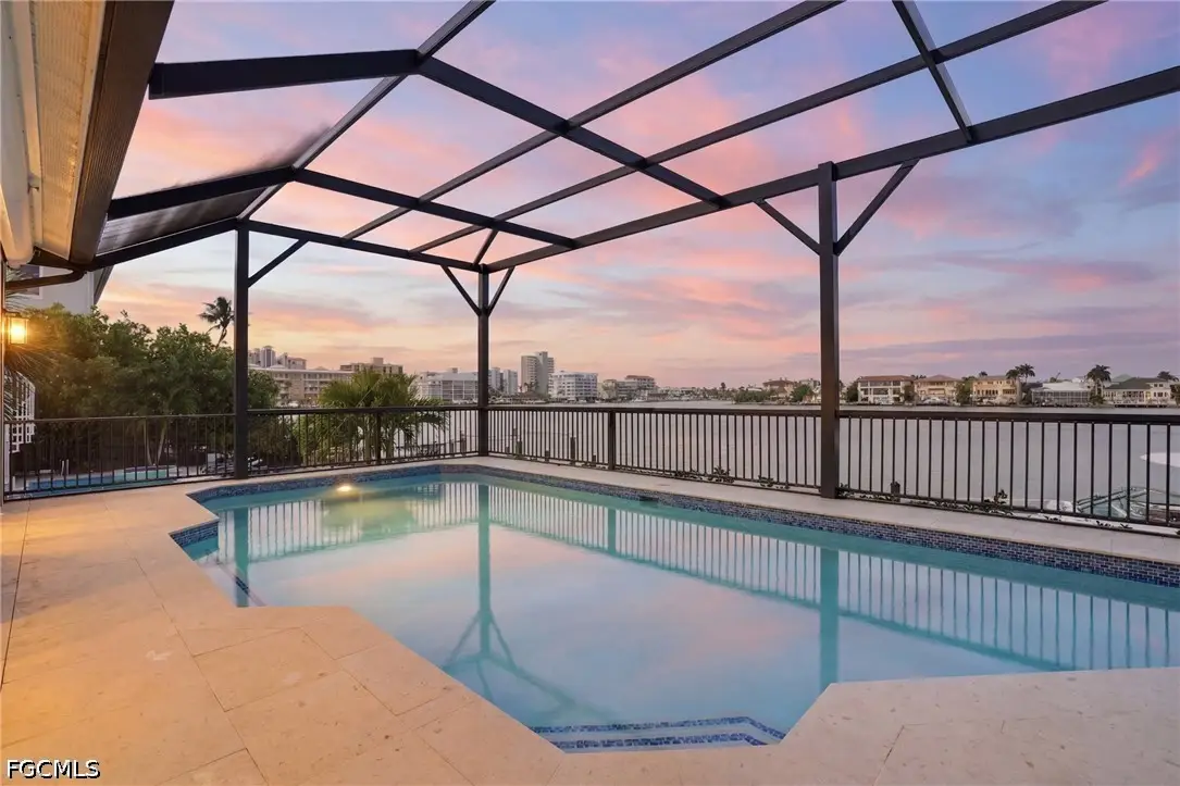 325 Oak Avenue, Naples, FL 34108 - #1