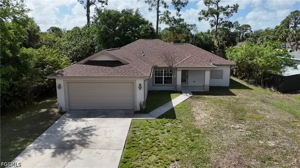 2907 12th Street W, Lehigh Acres, FL 33971