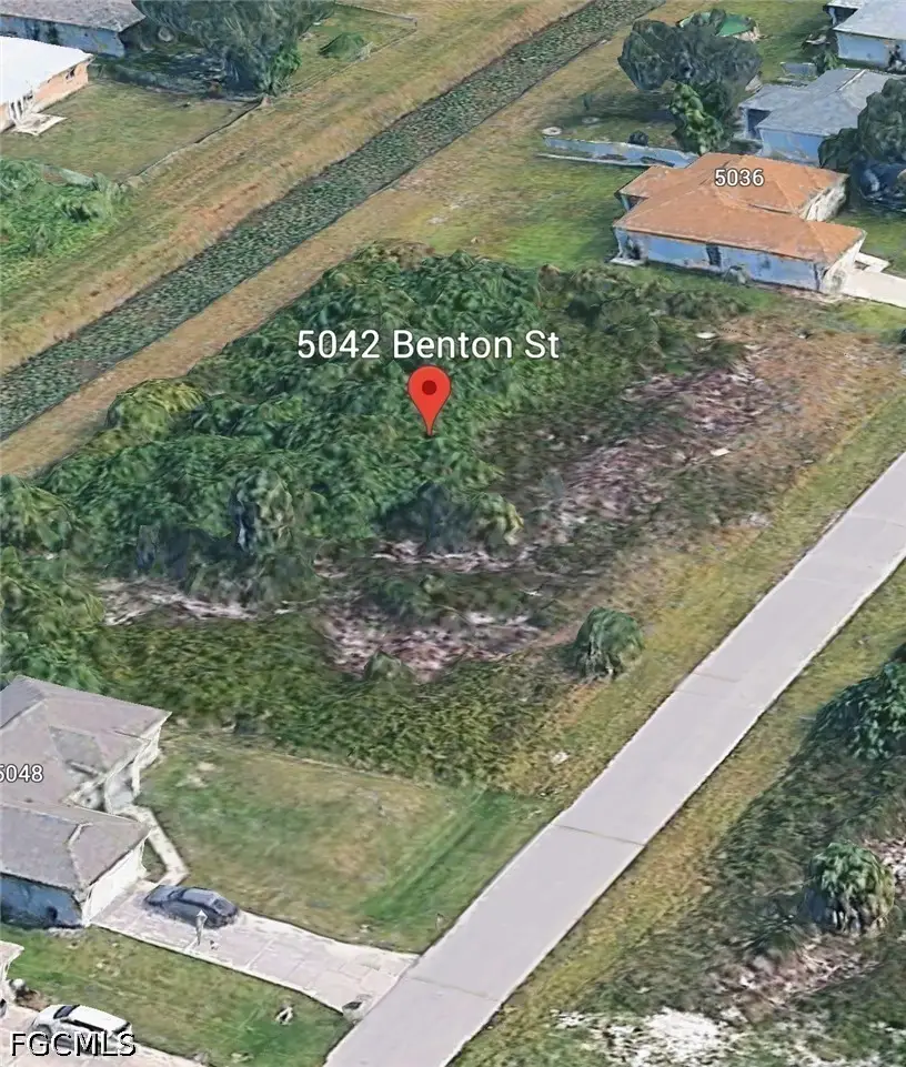 5042 Benton Street, Lehigh Acres, FL 33971 - #2
