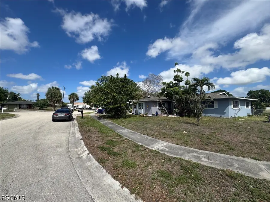 1912 Howe Court, North Fort Myers, FL 33903 - #2