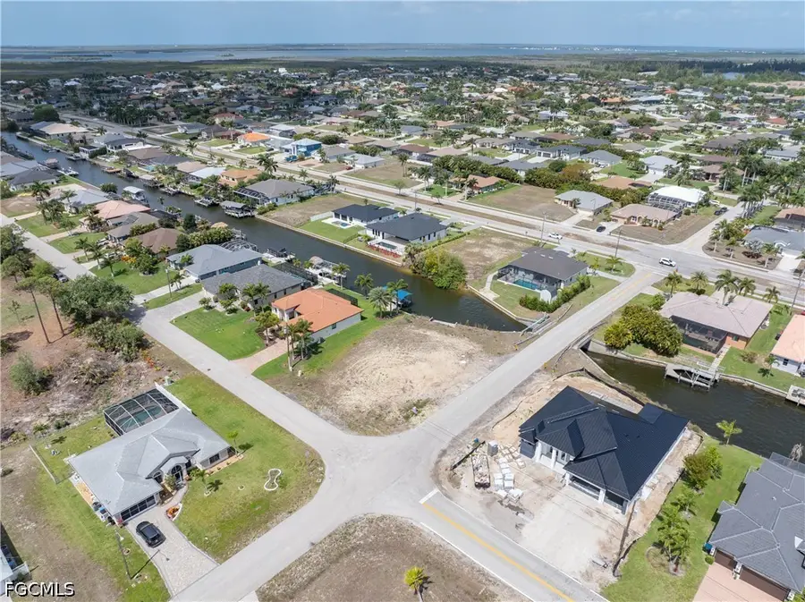 2581 SW 28th Terrace, Cape Coral, FL 33914 - #3