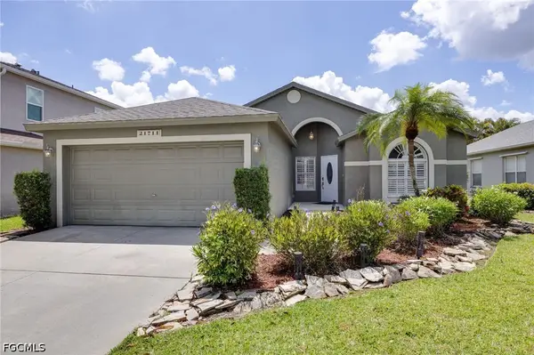 21711 Brixham Run Loop, Estero, FL 33928
