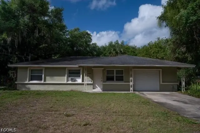 820 Tarpon Street, Fort Myers, FL 33916 - #2