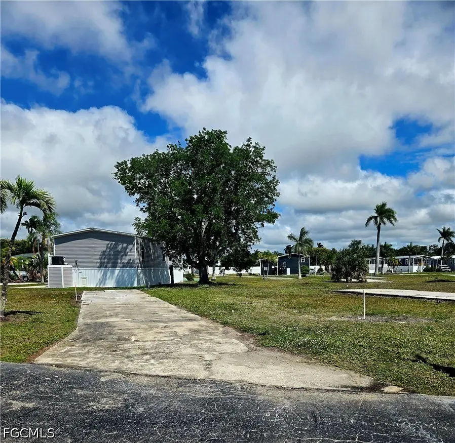 20 Cottonwood Drive, Fort Myers, FL 33908 - #2