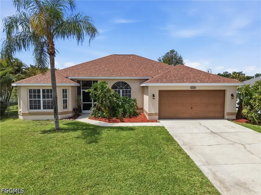 2118 Country Club Boulevard, Cape Coral, FL 33990 - #2