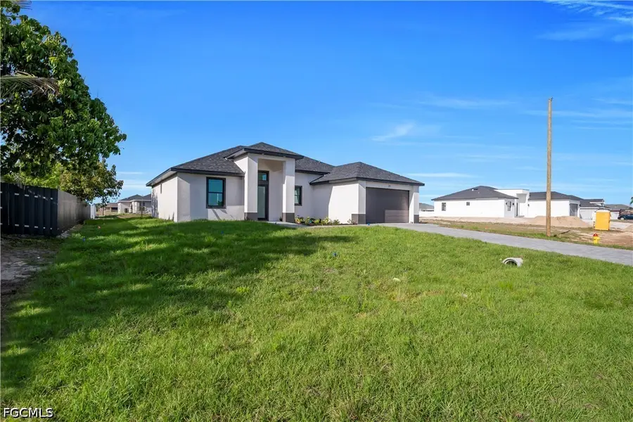 211 NE 15th Terrace, Cape Coral, FL 33909 - #2