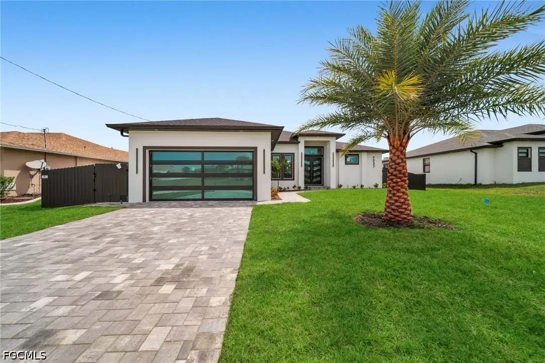 1237 NW 37th Avenue, Cape Coral, FL 33993 - #1