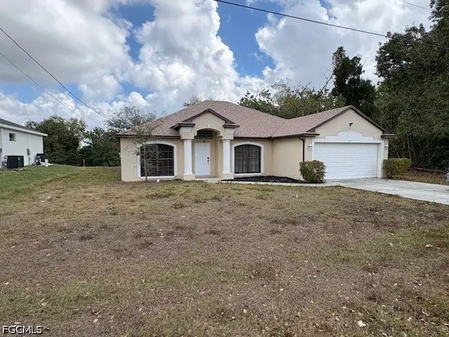 307 SE 1st Place, Cape Coral, FL 33990 - #1