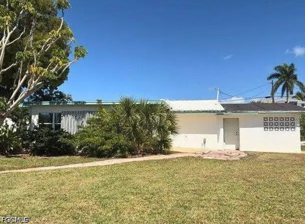 2543 8th Avenue, Saint James City, FL 33956 - #2