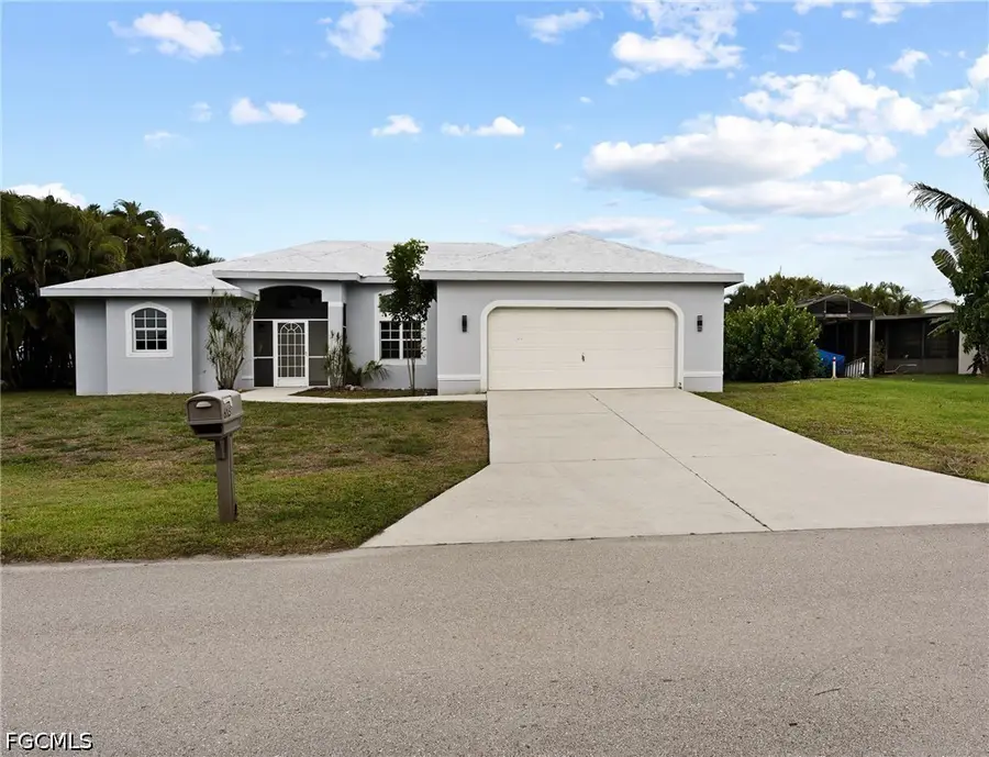 605 SE 23rd Avenue, Cape Coral, FL 33990 - #2