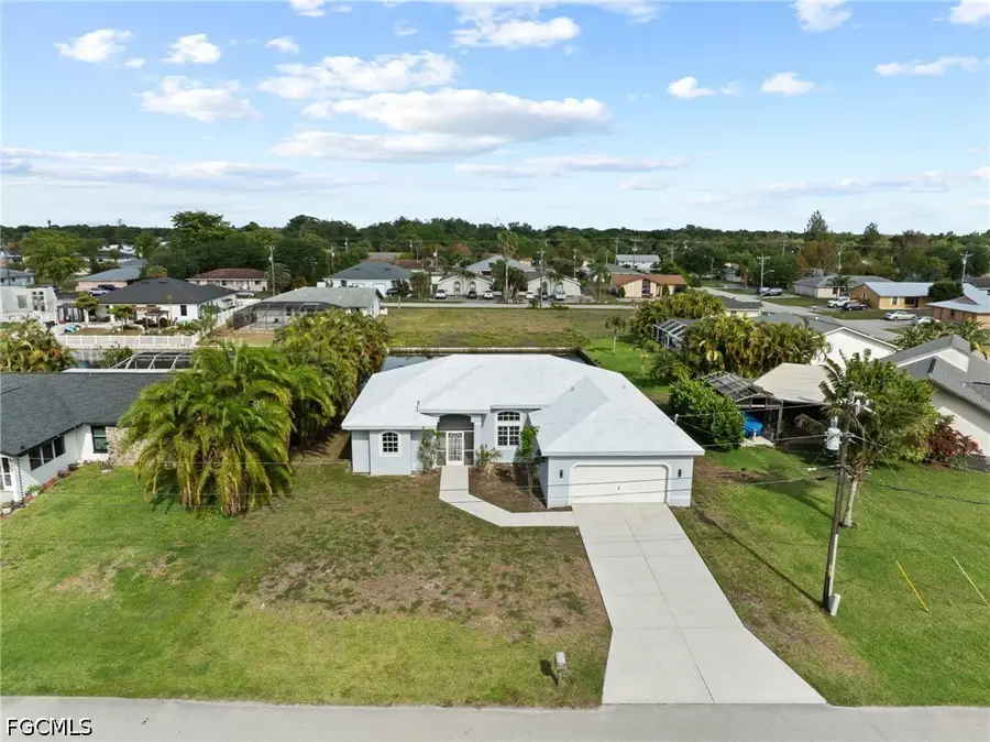 605 SE 23rd Avenue, Cape Coral, FL 33990 - #3