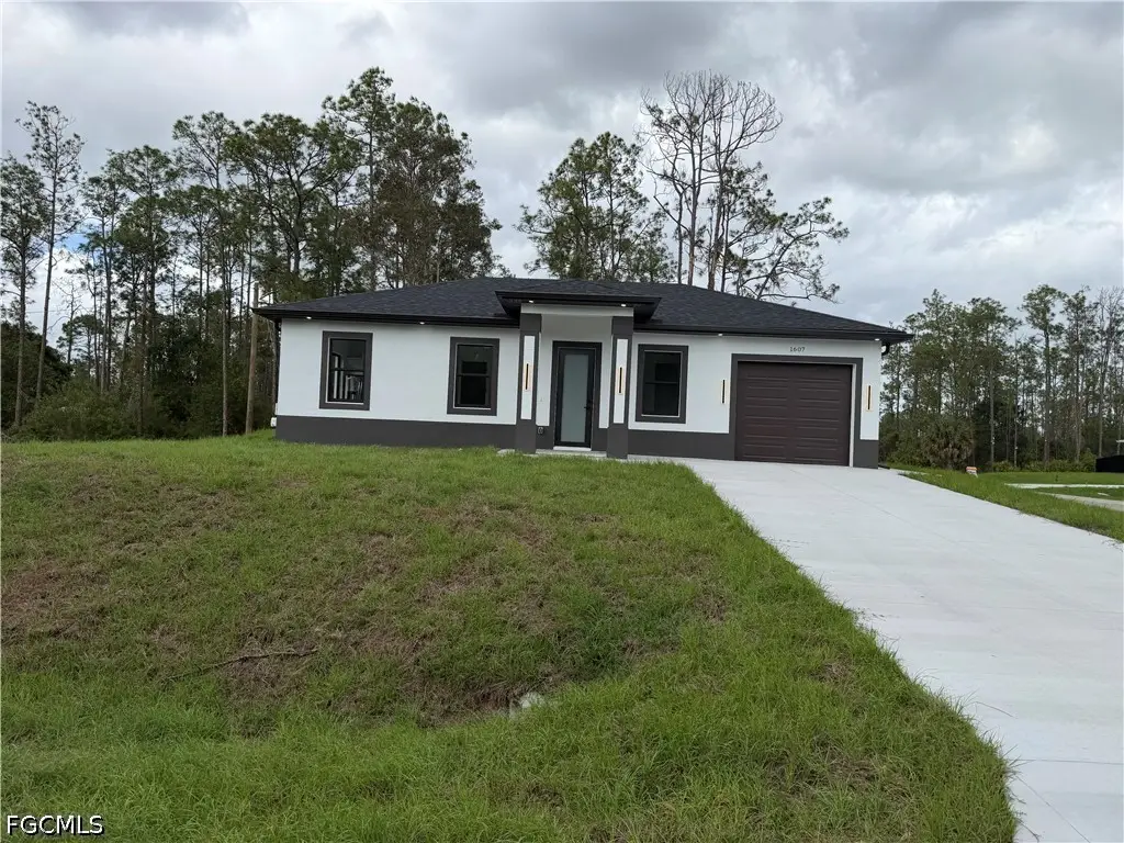 1607 E 14th Street, Lehigh Acres, FL 33972 - #1
