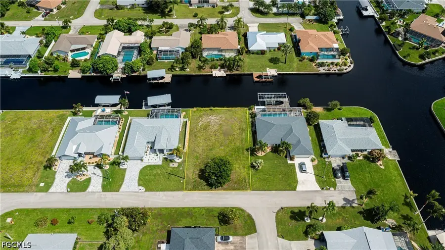 3725 SE 13th Avenue, Cape Coral, FL 33904 - #2