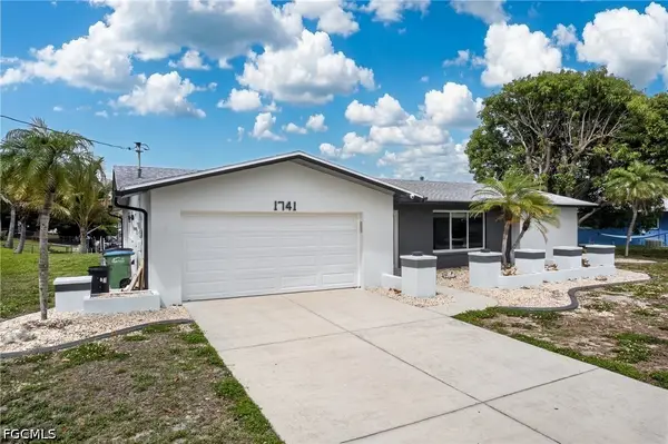 1741 SE 29th Lane, Cape Coral, FL 33904