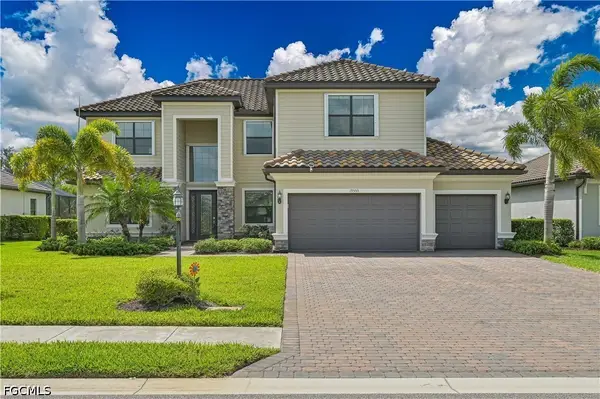 19553 The Place Boulevard, Estero, FL 33928