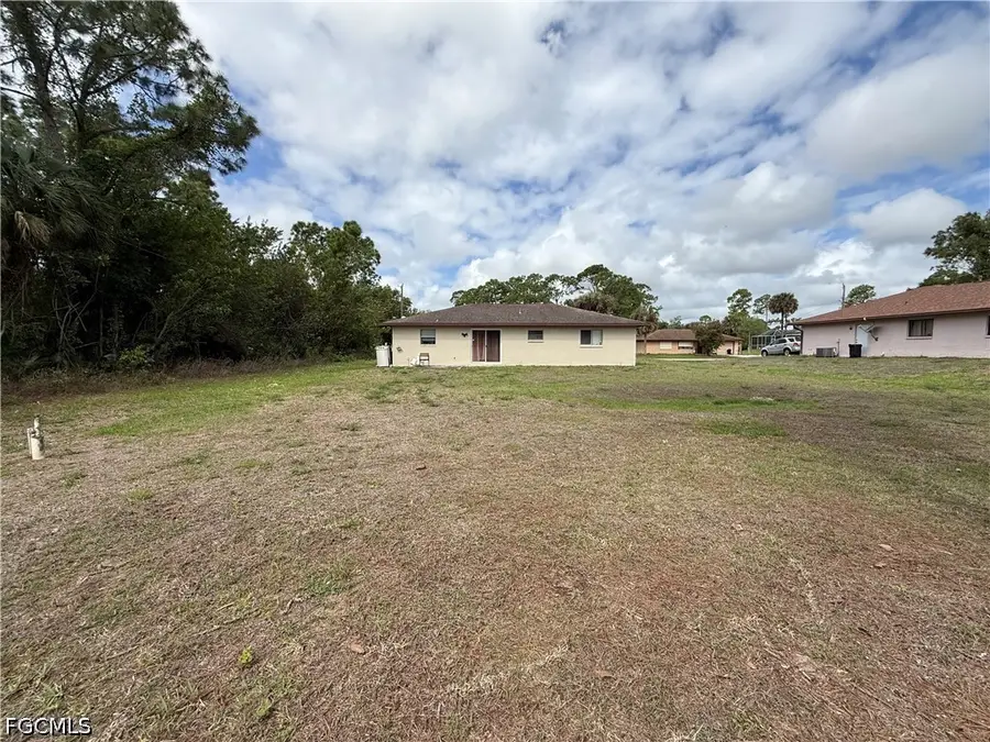 502 Lincoln Avenue, Lehigh Acres, FL 33972 - #3