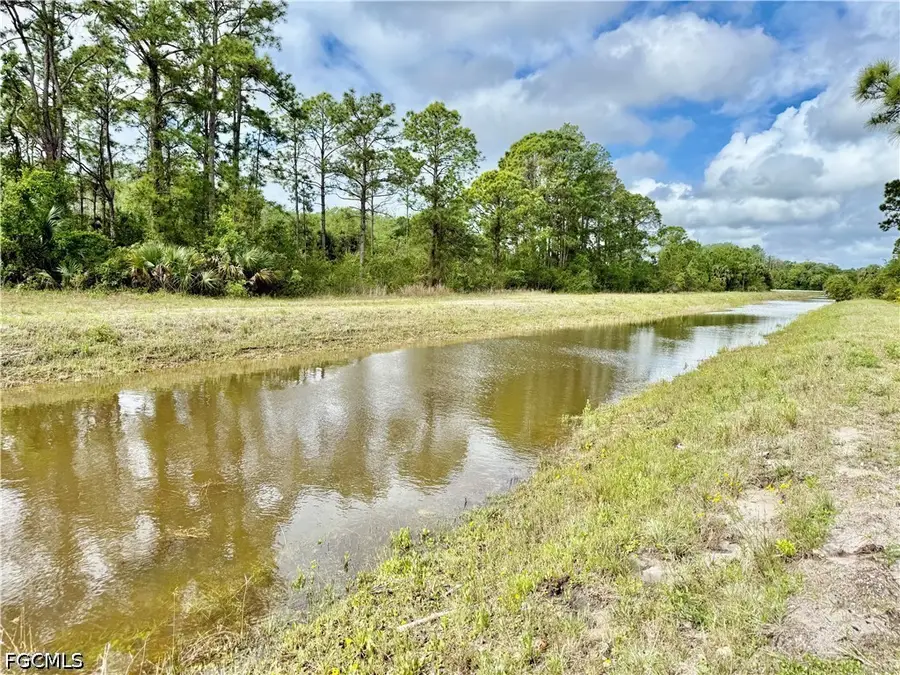 3305 39th Street W, Lehigh Acres, FL 33971 - #3