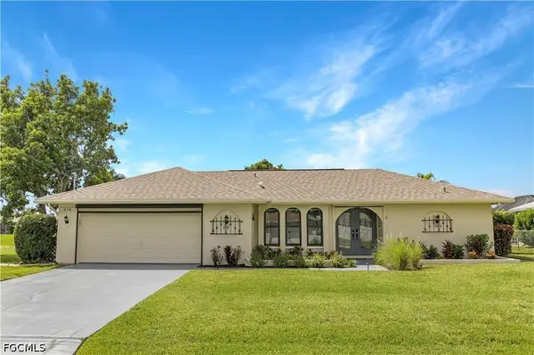 216 SE 30th Terrace, Cape Coral, FL 33904