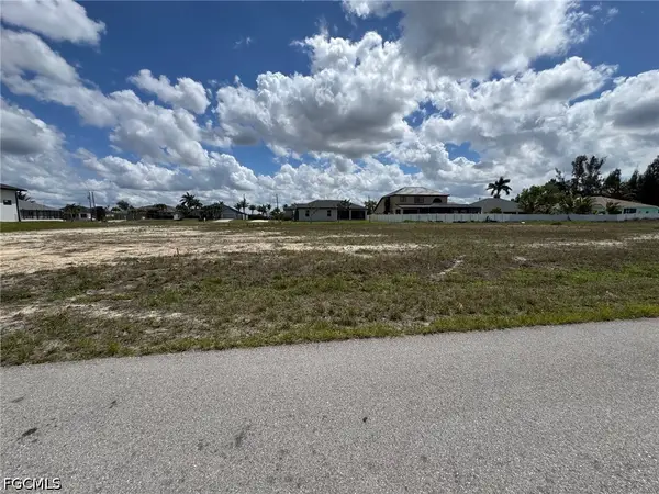 2717 NW 46th Avenue, Cape Coral, FL 33993