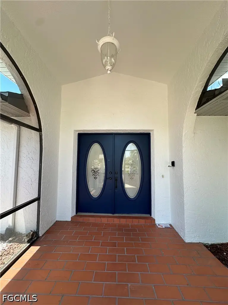 1922 SE 10th Place, Cape Coral, FL 33990 - #3