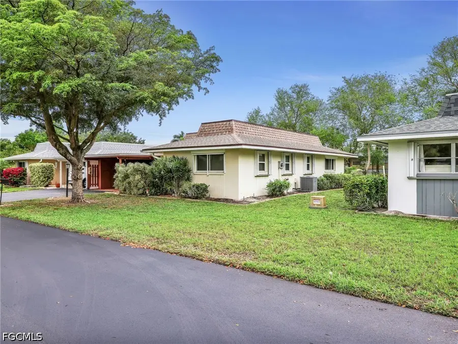 840 Pangola Drive W, North Fort Myers, FL 33903 - #3