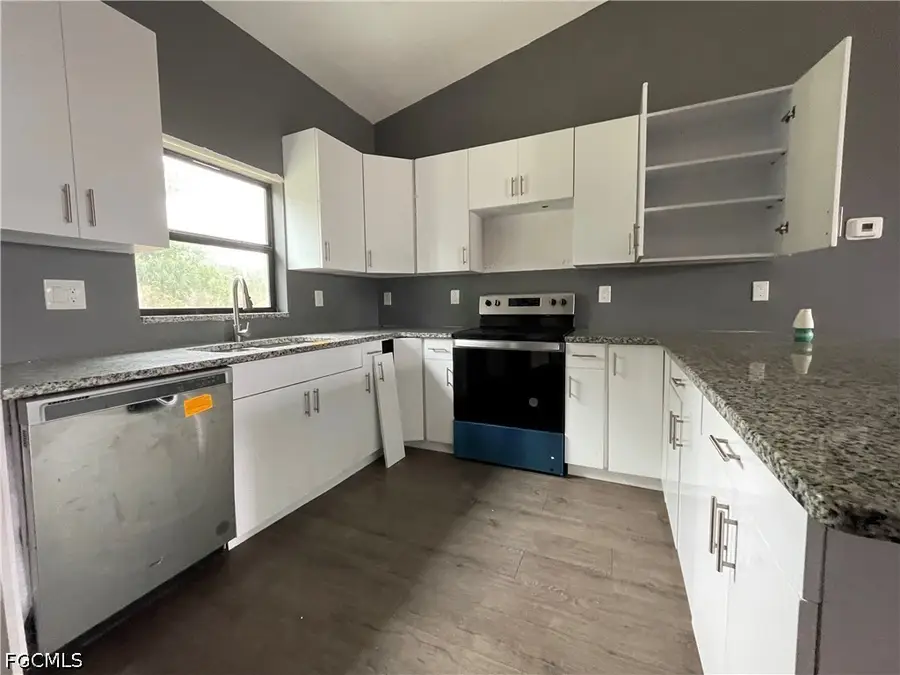 8046 Memory Circle, Labelle, FL 33935 - #2