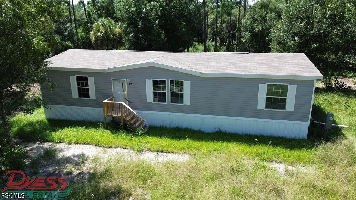 860 N Live Oak Street, Clewiston, FL 33440 - #1